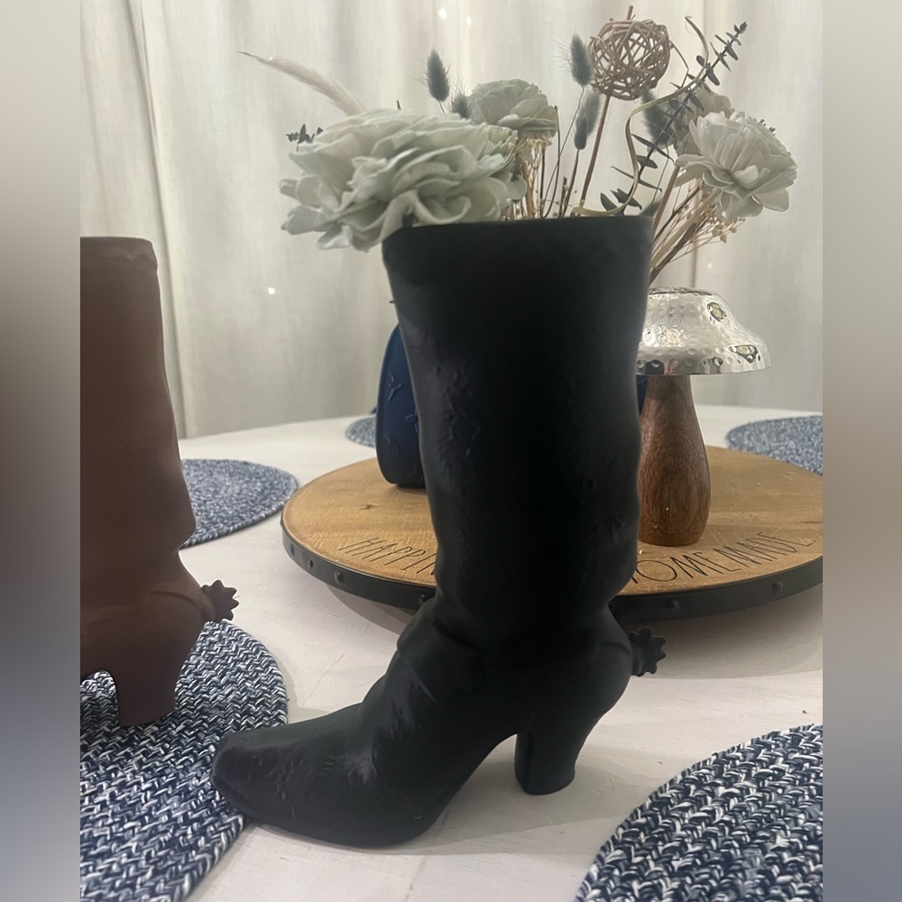 Cowboy boot flower vase
